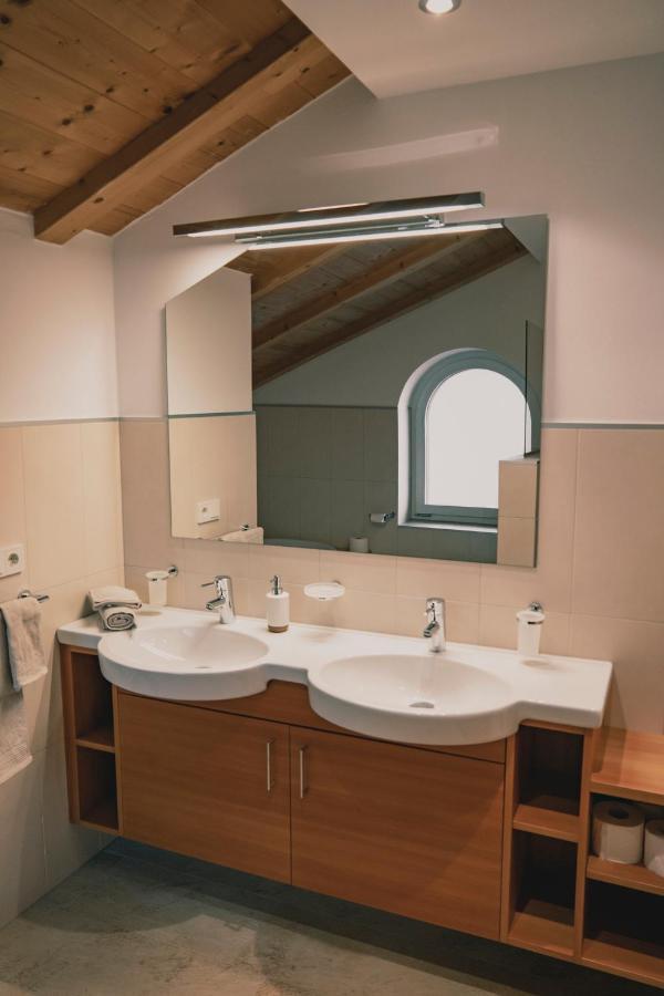 164 Apt. Val di Vizze Luaran gambar